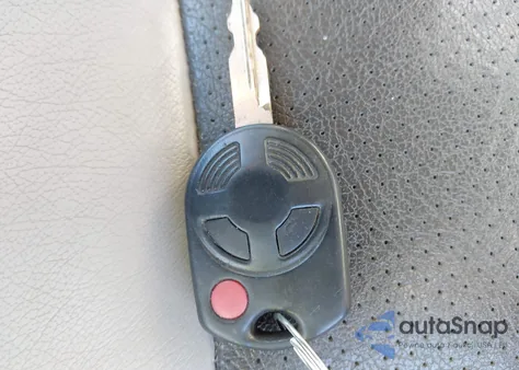 2008 Ford Taurus X Sel z USA, uszkodzony, nr VIN 1FMDK02W08GA01306